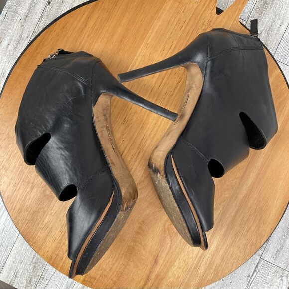 Classiques Entier Strappy Cutouts Peep Toe Leather Bootie Heels Black 7.5 - Picture 5 of 12
